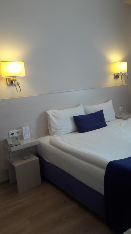 Walk In Hotel 伊兹密尔 外观 照片